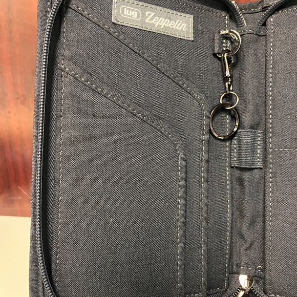 Lug Wallet - Zeppelin - Stylish Gray Quilted Women's Wallet - Picture 5 of 7